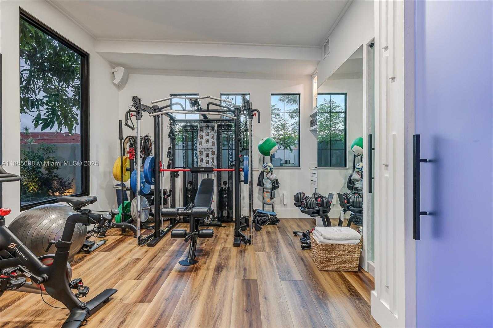 Small Image of 8761 SOUTH WEST 56TH ST, Miami Number 60