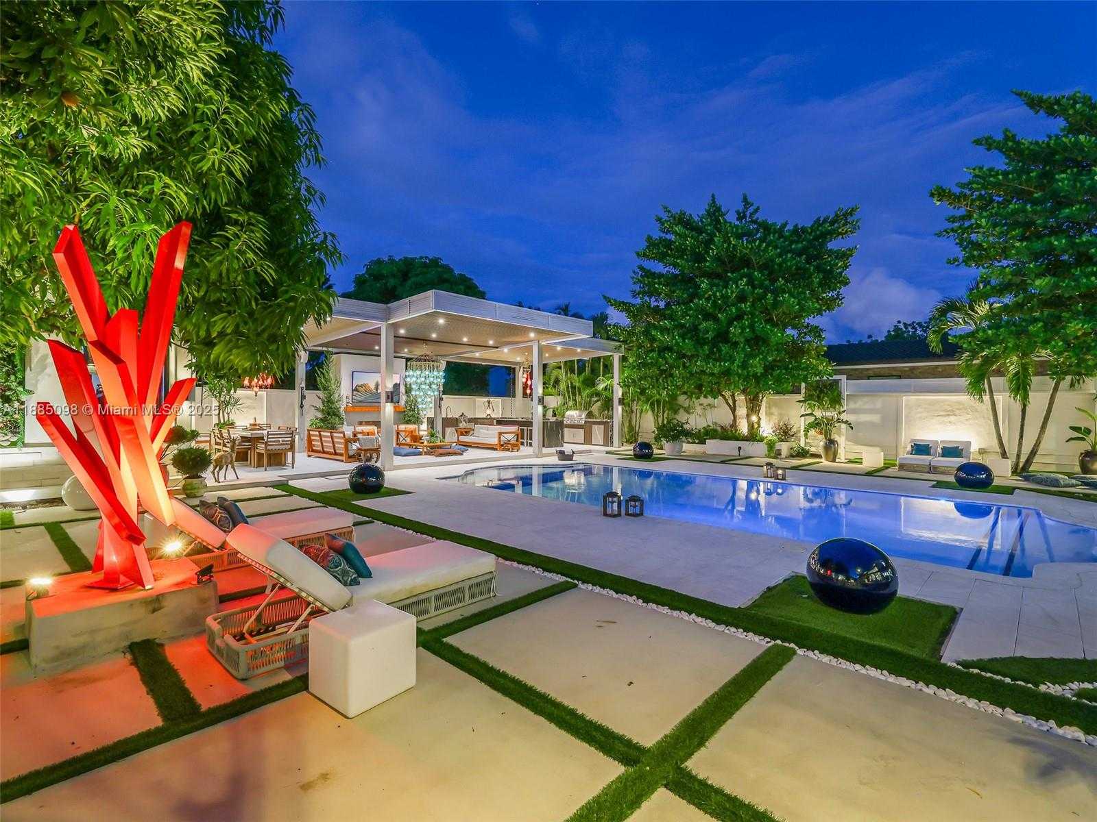Small Image of 8761 SOUTH WEST 56TH ST, Miami Number 69