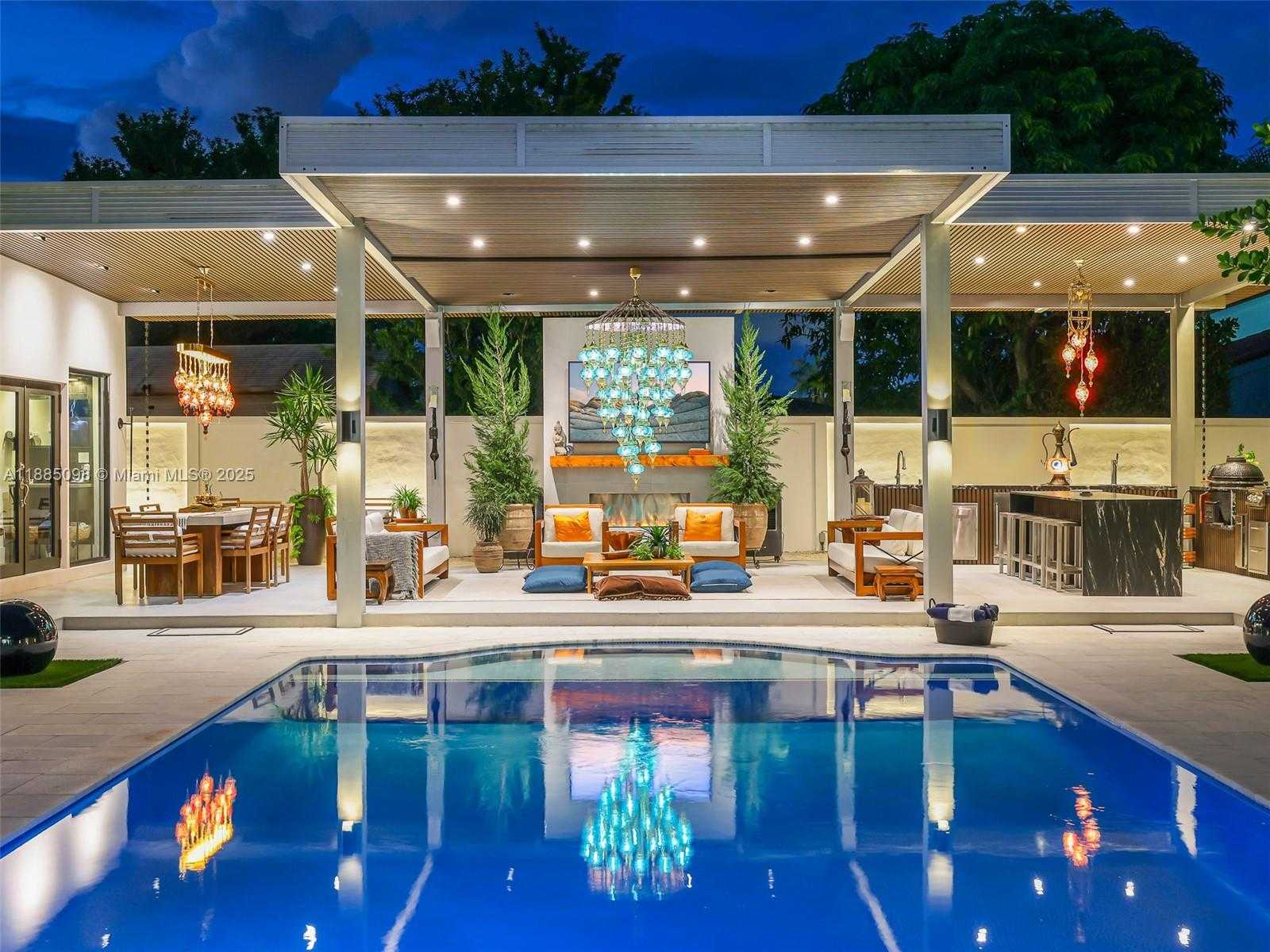 Small Image of 8761 SOUTH WEST 56TH ST, Miami Number 72