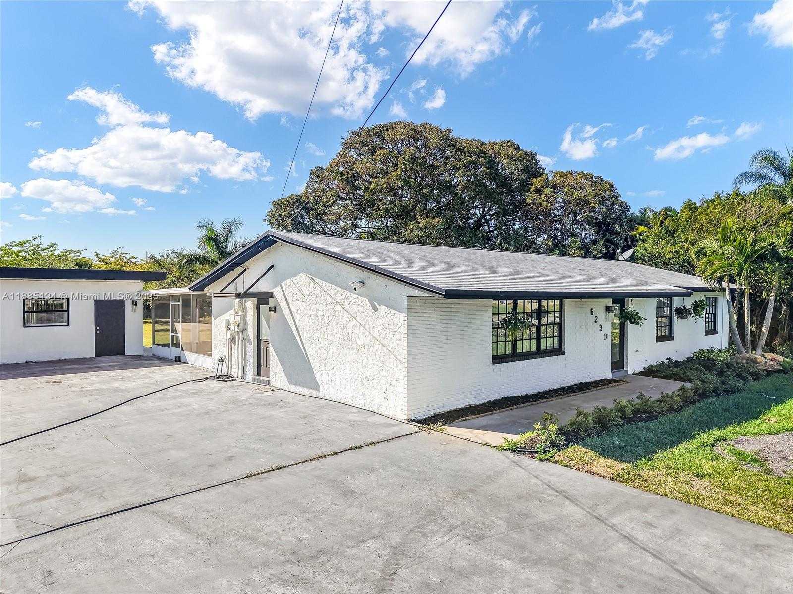 Small Image of 6231 SOUTH WEST 188TH AVE, Southwest Ranches Number 12