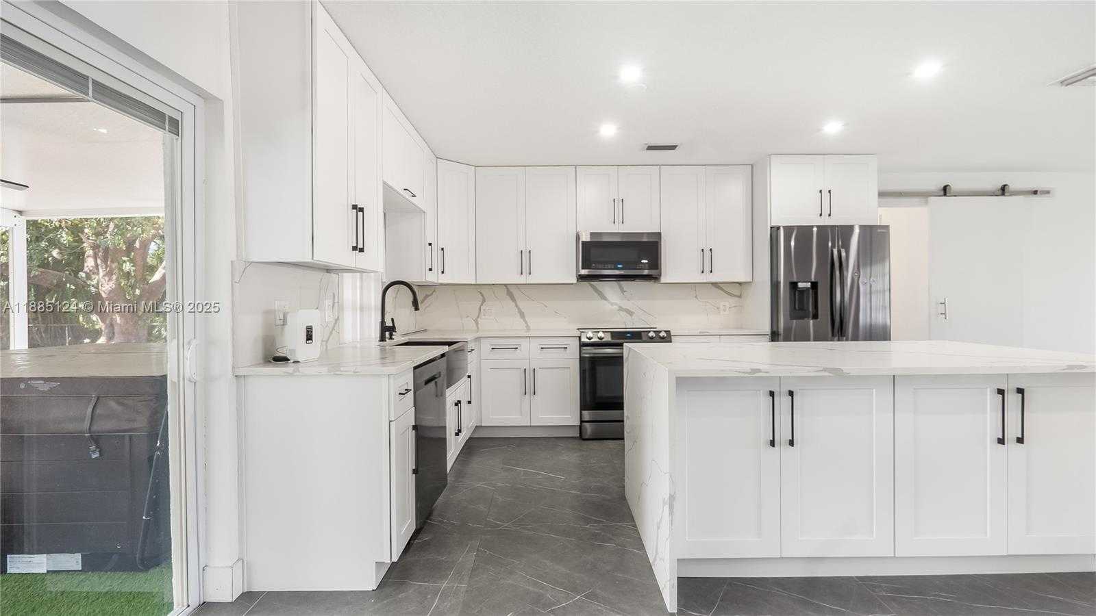Small Image of 6231 SOUTH WEST 188TH AVE, Southwest Ranches Number 16