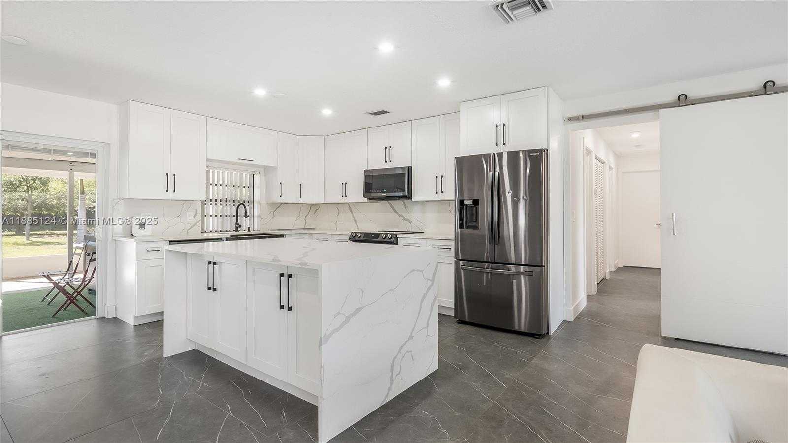 Small Image of 6231 SOUTH WEST 188TH AVE, Southwest Ranches Number 2