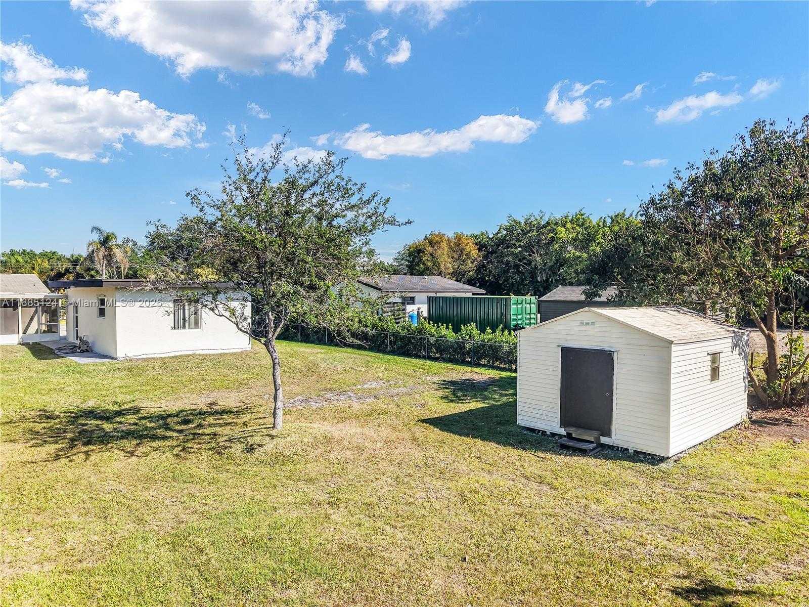 Small Image of 6231 SOUTH WEST 188TH AVE, Southwest Ranches Number 31