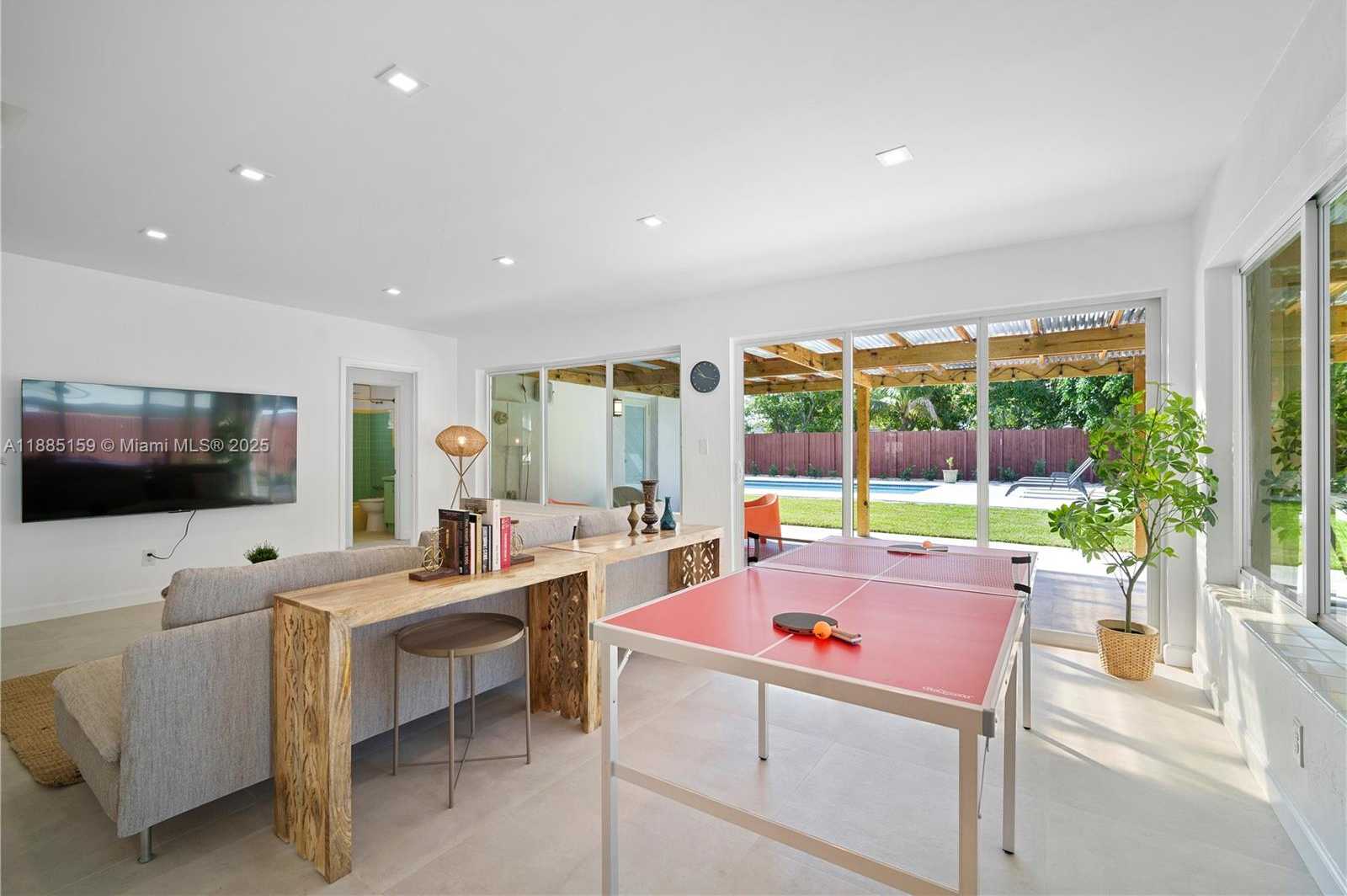 Small Image of 1360 NORTH EAST 138TH ST, North Miami Number 20