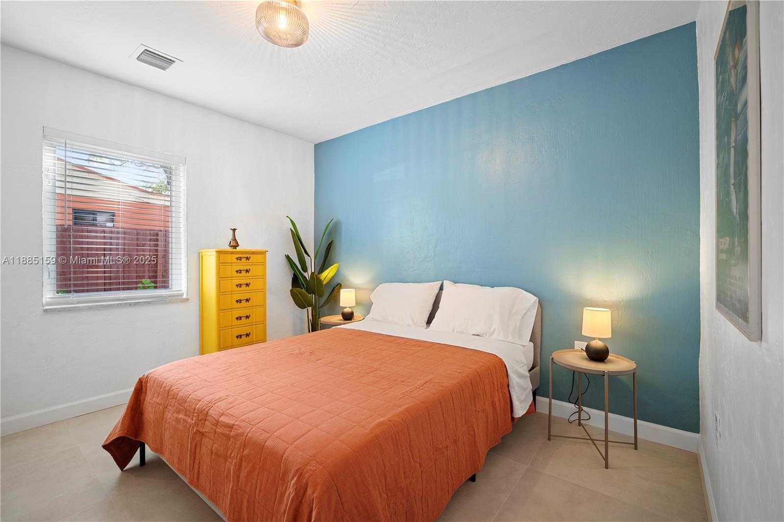Small Image of 1360 NORTH EAST 138TH ST, North Miami Number 35