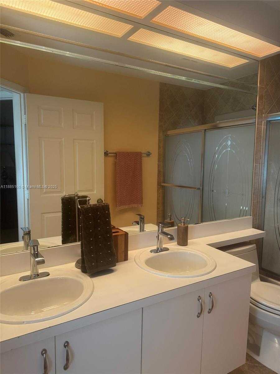 Small Image of 18350 CORAL SANDS WAY, Boca Raton Number 19