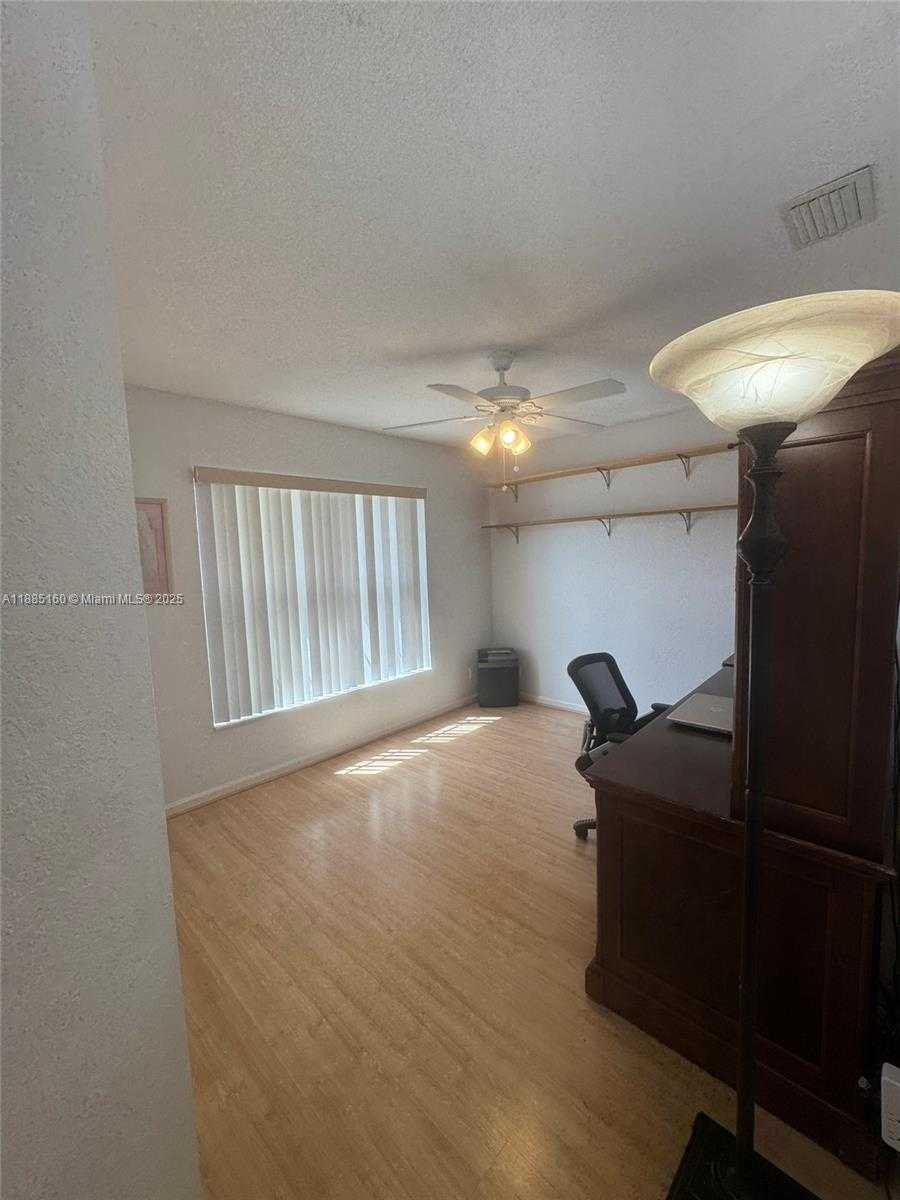 Small Image of 18350 CORAL SANDS WAY, Boca Raton Number 21