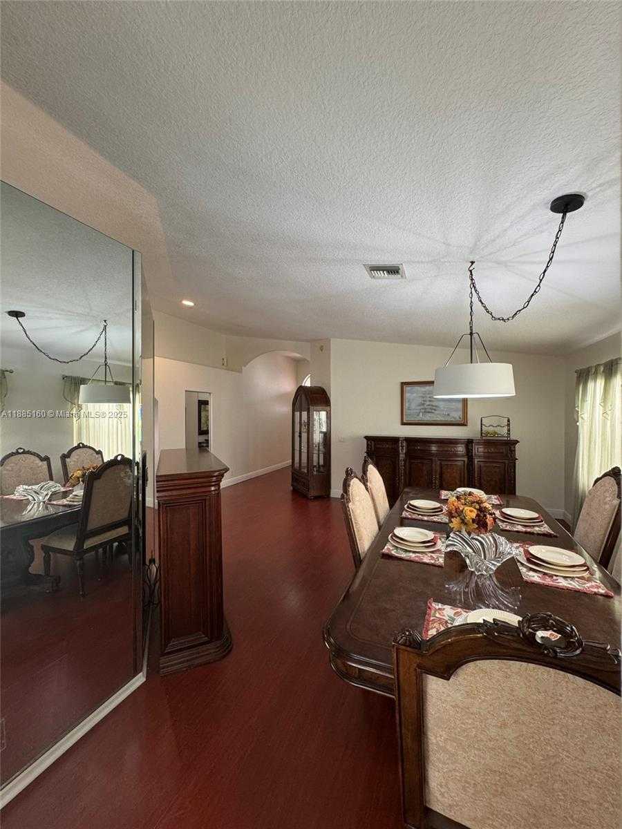 Small Image of 18350 CORAL SANDS WAY, Boca Raton Number 5