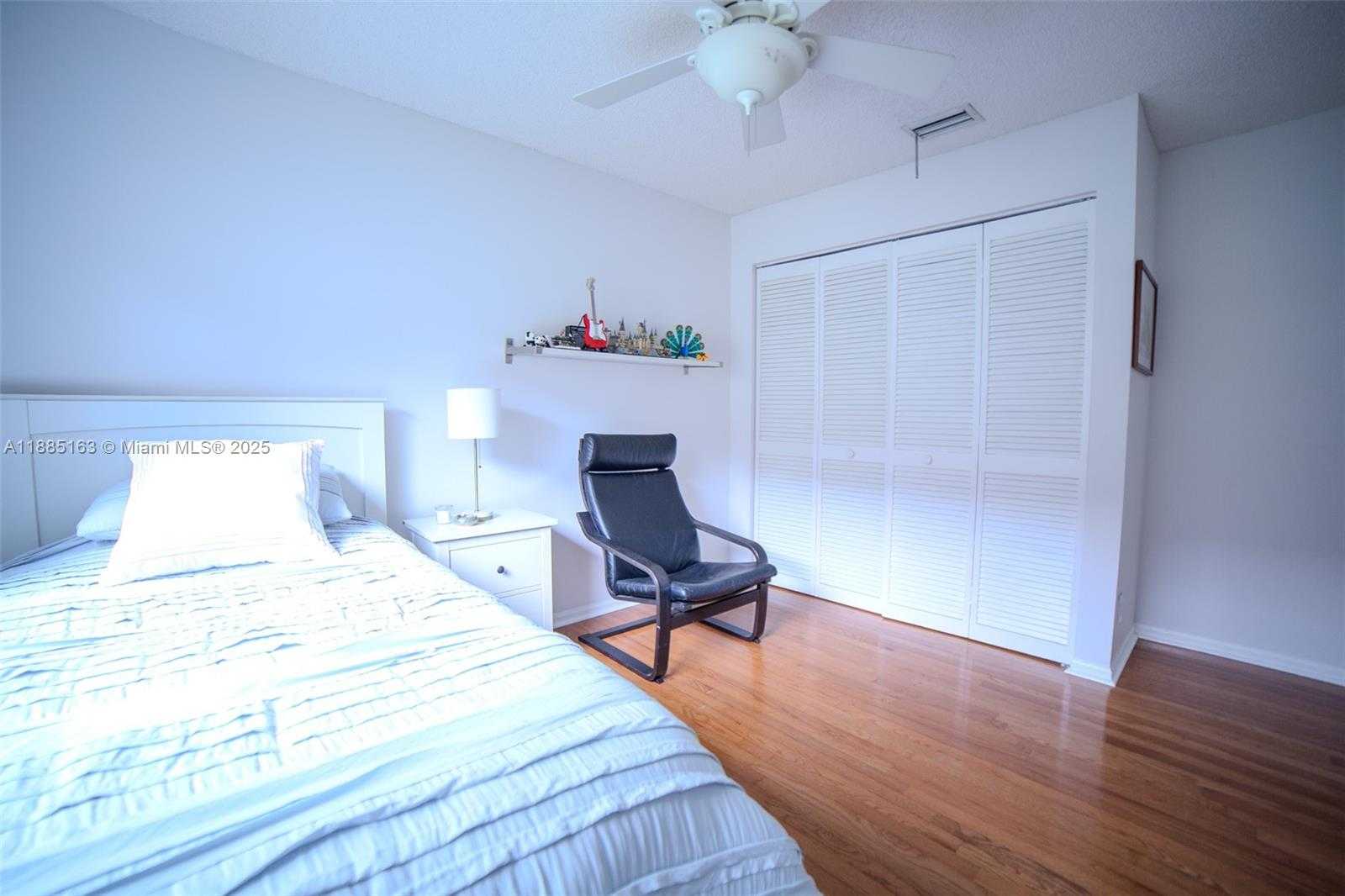 Small Image of 667 CARRINGTON LN, Weston Number 13