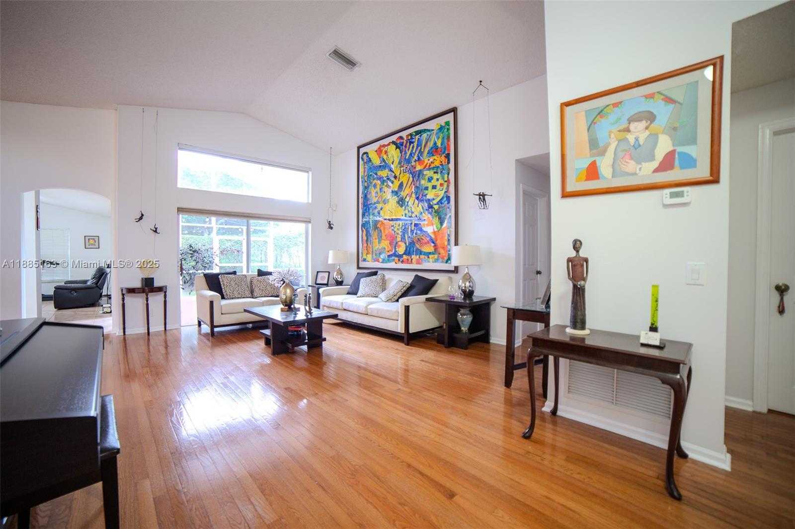 Small Image of 667 CARRINGTON LN, Weston Number 2