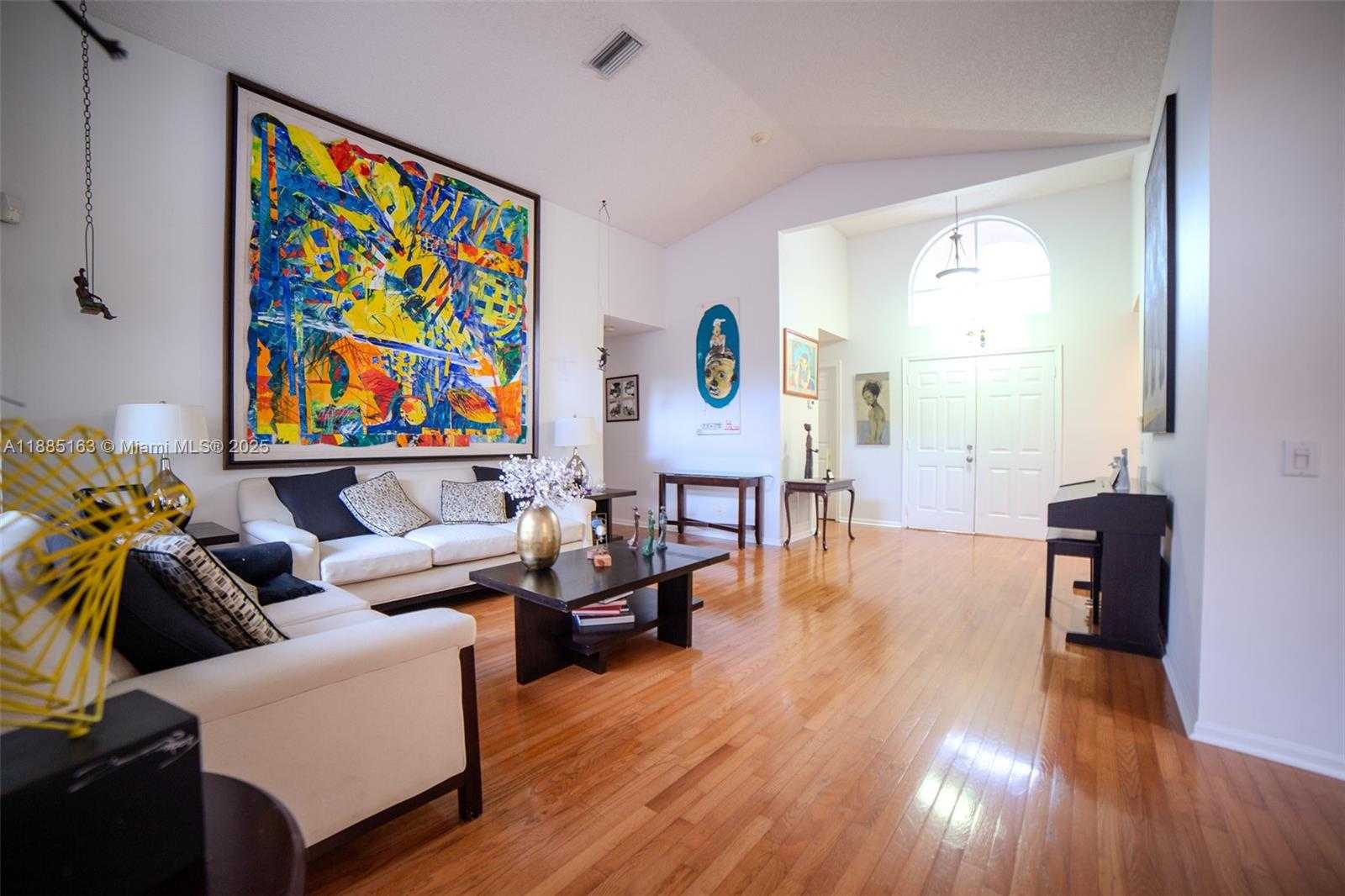 Small Image of 667 CARRINGTON LN, Weston Number 4