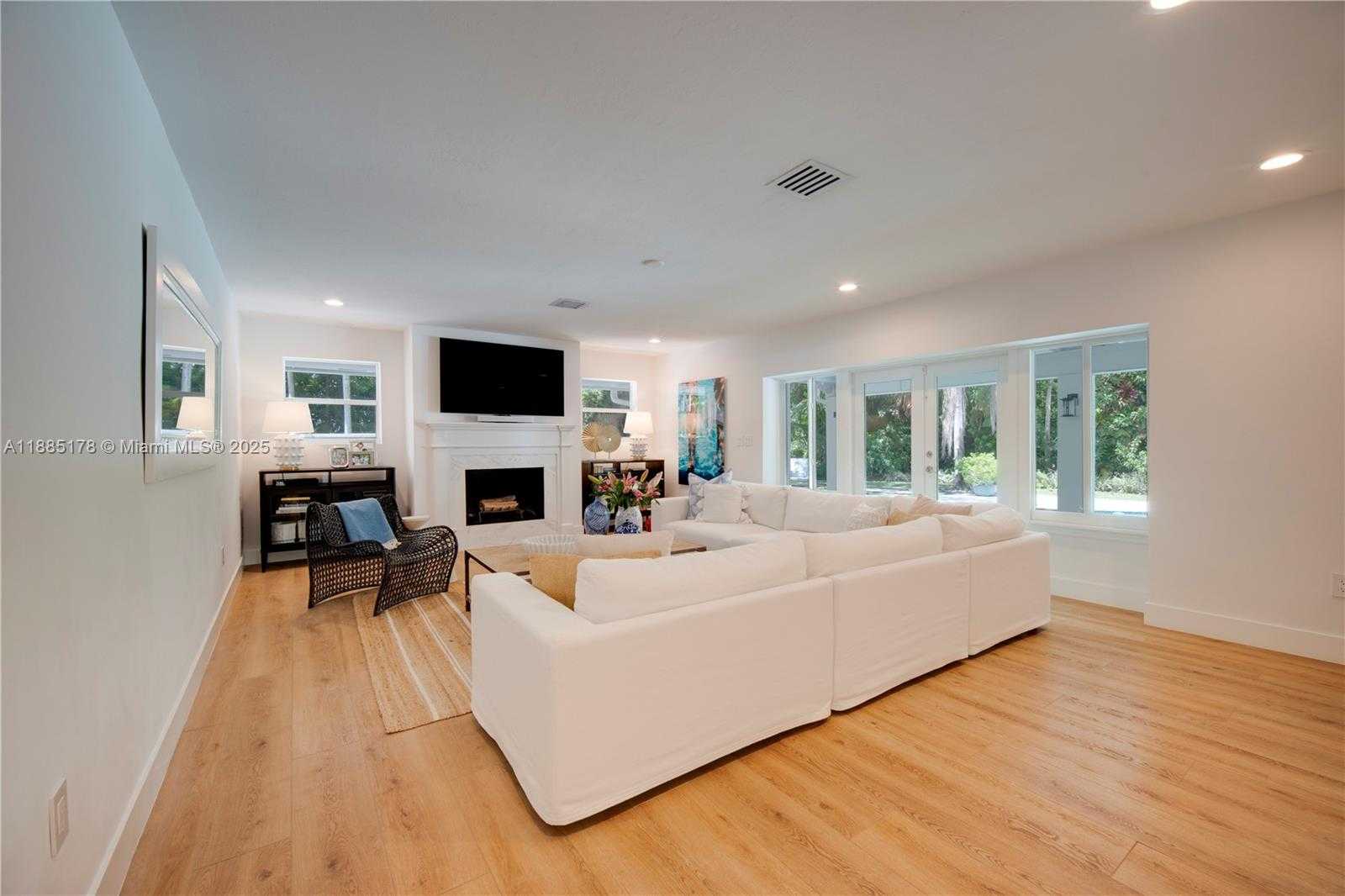 Small Image of 11905 SOUTH WEST 67TH AVE, Pinecrest Number 22