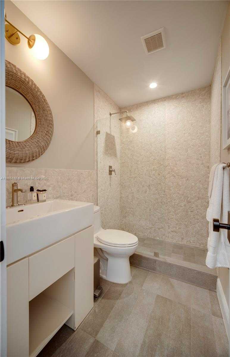 Small Image of 11905 SOUTH WEST 67TH AVE, Pinecrest Number 25