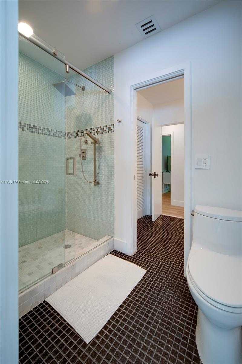 Small Image of 11905 SOUTH WEST 67TH AVE, Pinecrest Number 28