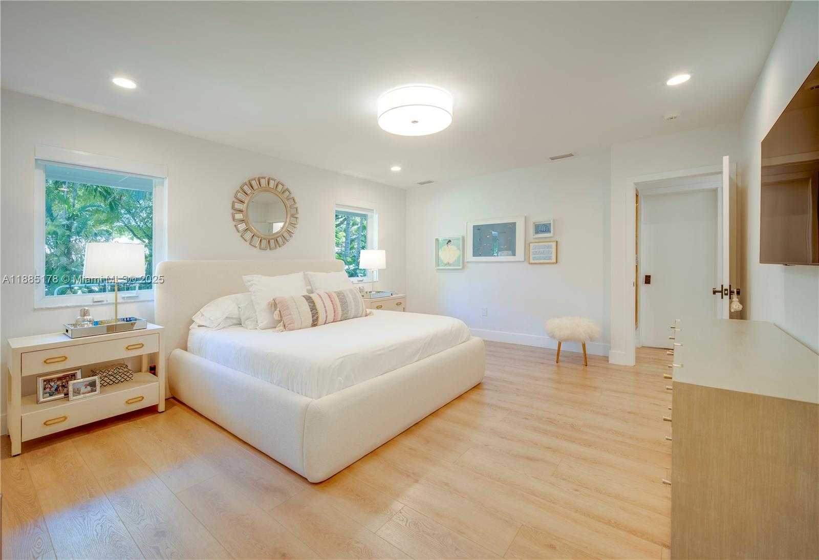 Small Image of 11905 SOUTH WEST 67TH AVE, Pinecrest Number 31
