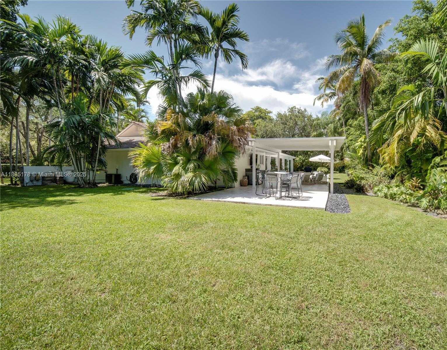Small Image of 11905 SOUTH WEST 67TH AVE, Pinecrest Number 5