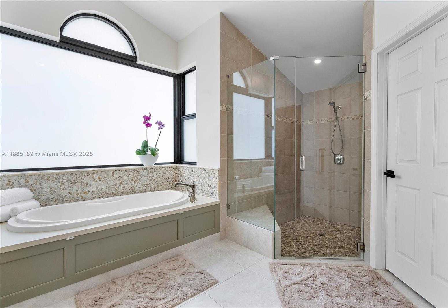 Small Image of 430 ALEXANDRA CIR, Weston Number 17