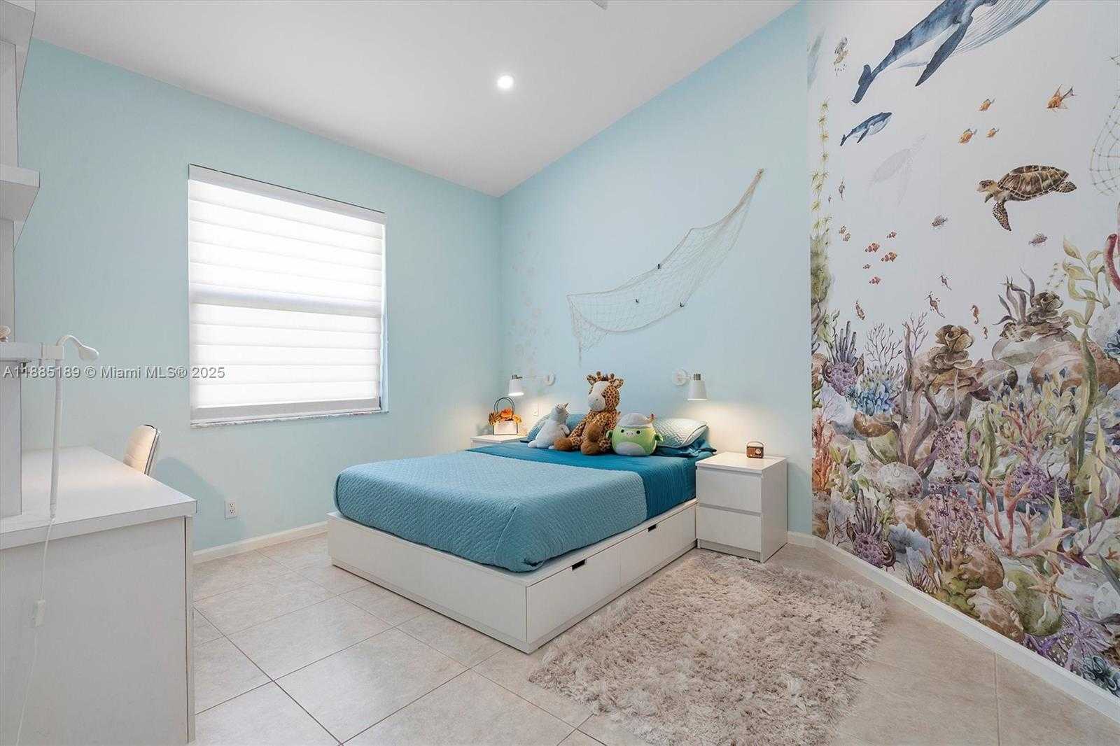 Small Image of 430 ALEXANDRA CIR, Weston Number 21