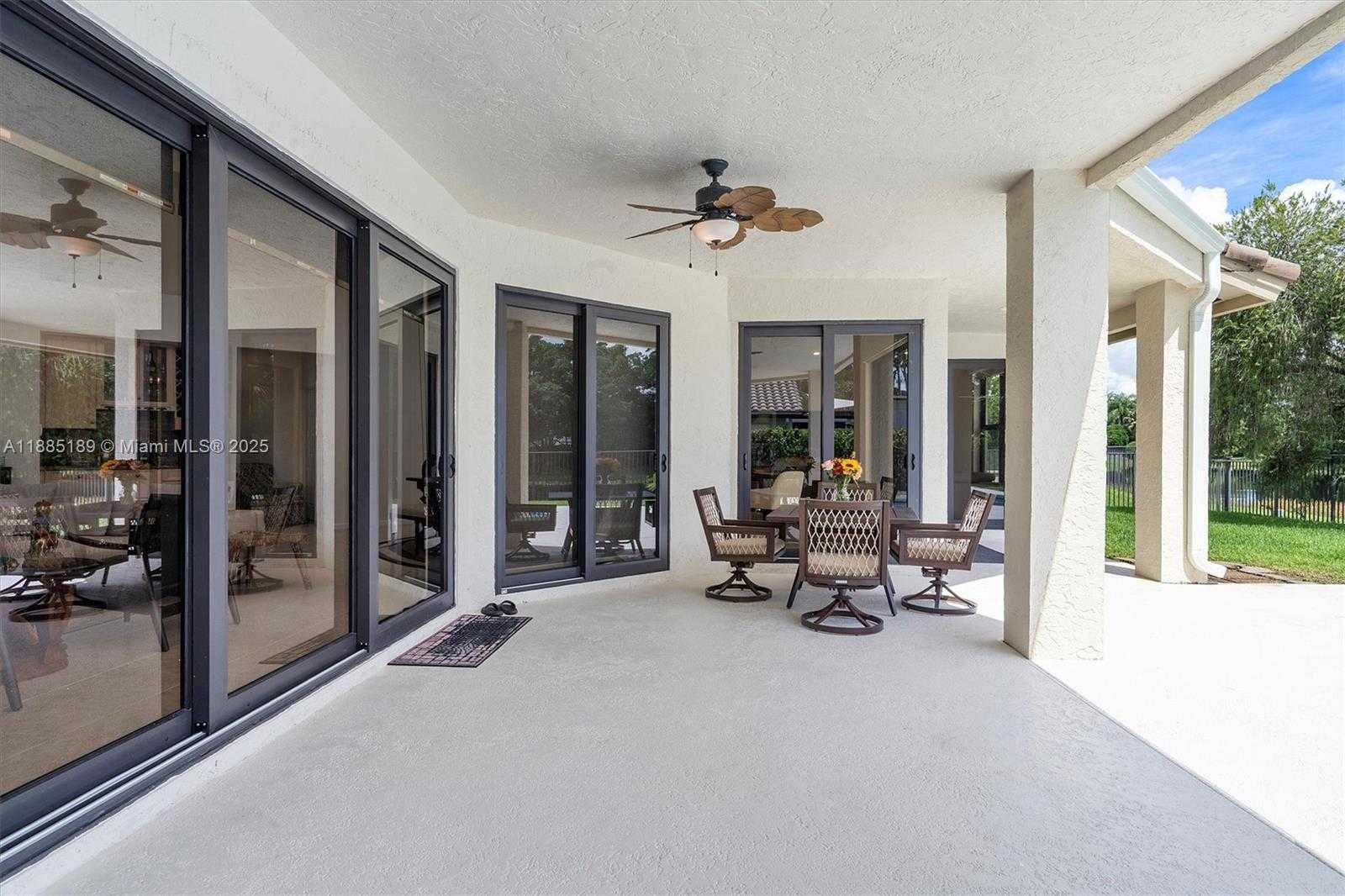 Small Image of 430 ALEXANDRA CIR, Weston Number 28