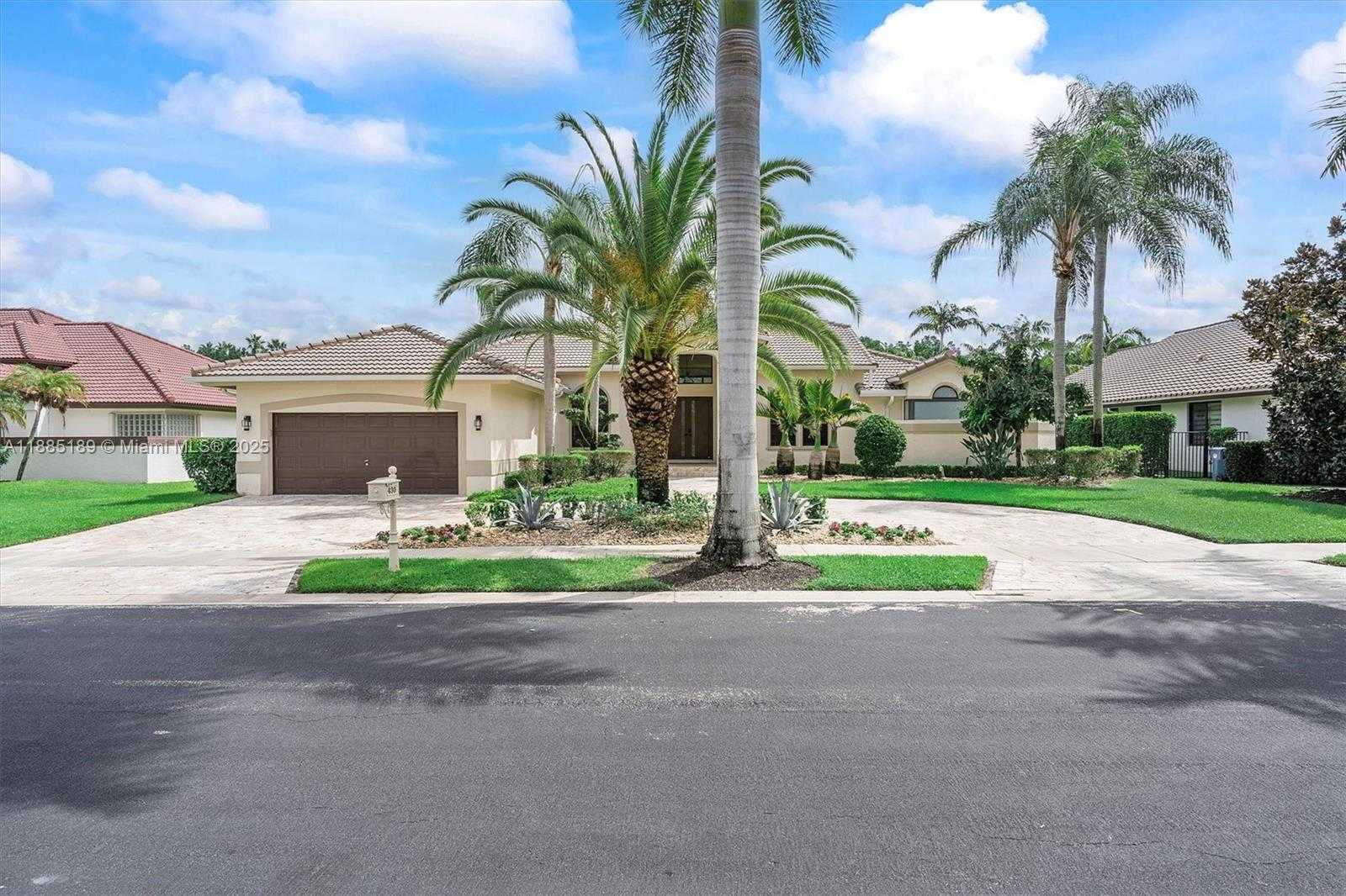 Small Image of 430 ALEXANDRA CIR, Weston Number 64