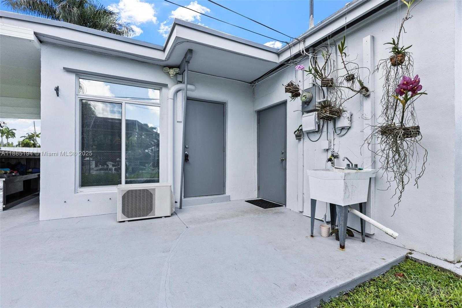 Small Image of 53 NORTH WEST 19TH ST, Homestead Number 43