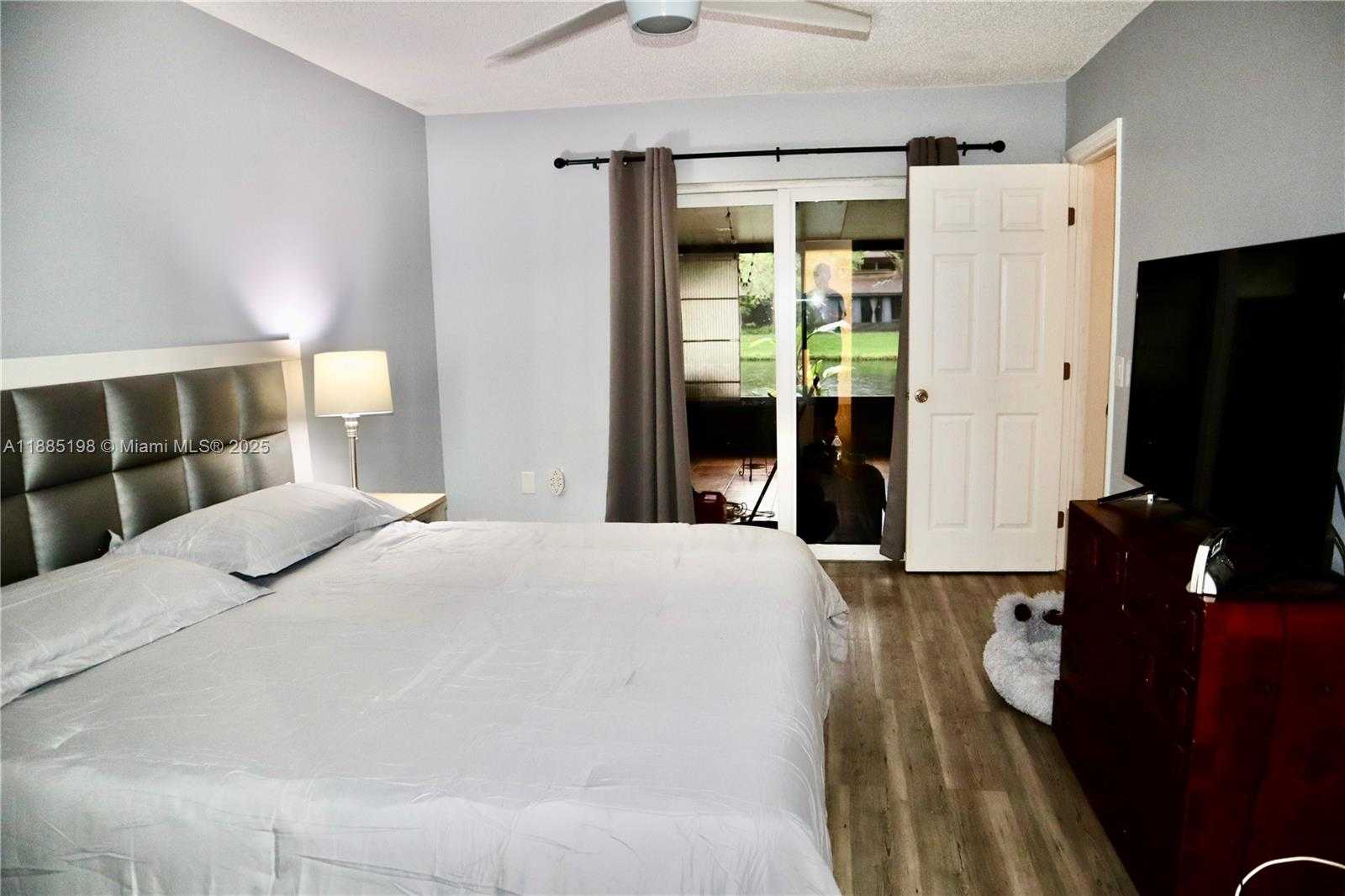 Small Image of 9624 NORTH WEST 16TH CT, Pembroke Pines Number 16