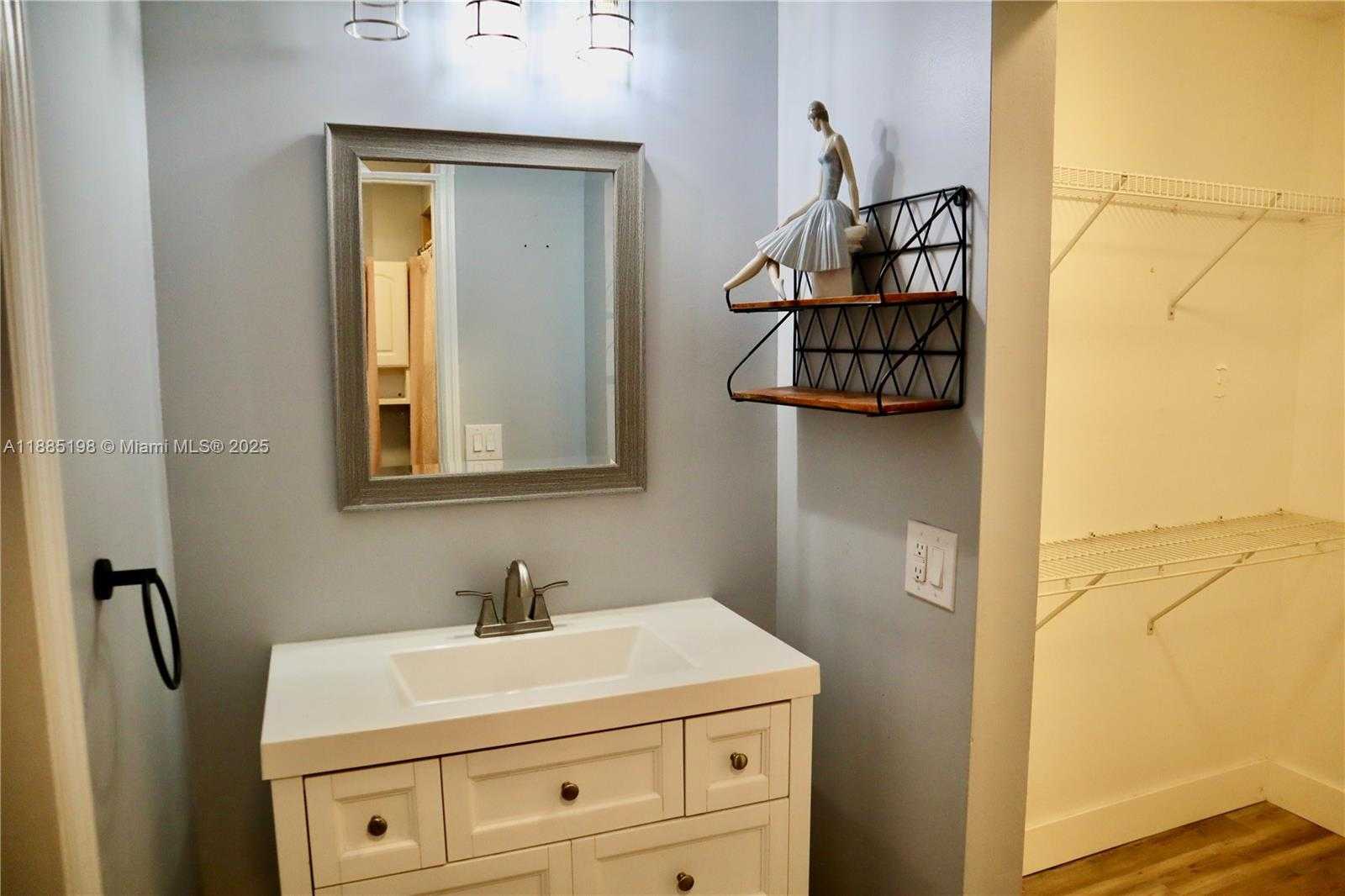 Small Image of 9624 NORTH WEST 16TH CT, Pembroke Pines Number 18
