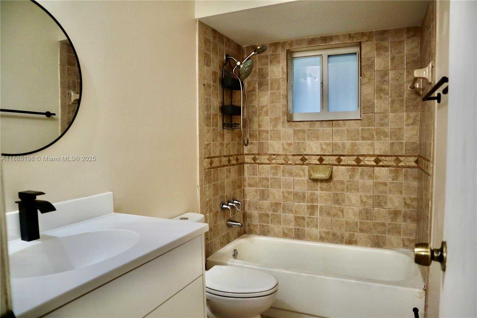 Small Image of 9624 NORTH WEST 16TH CT, Pembroke Pines Number 24