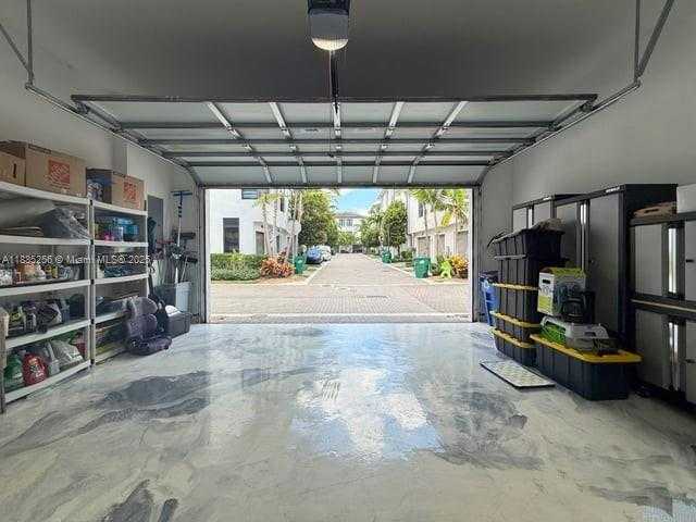 Small Image of 4761 NORTH WEST 85TH AVE, Doral Number 28
