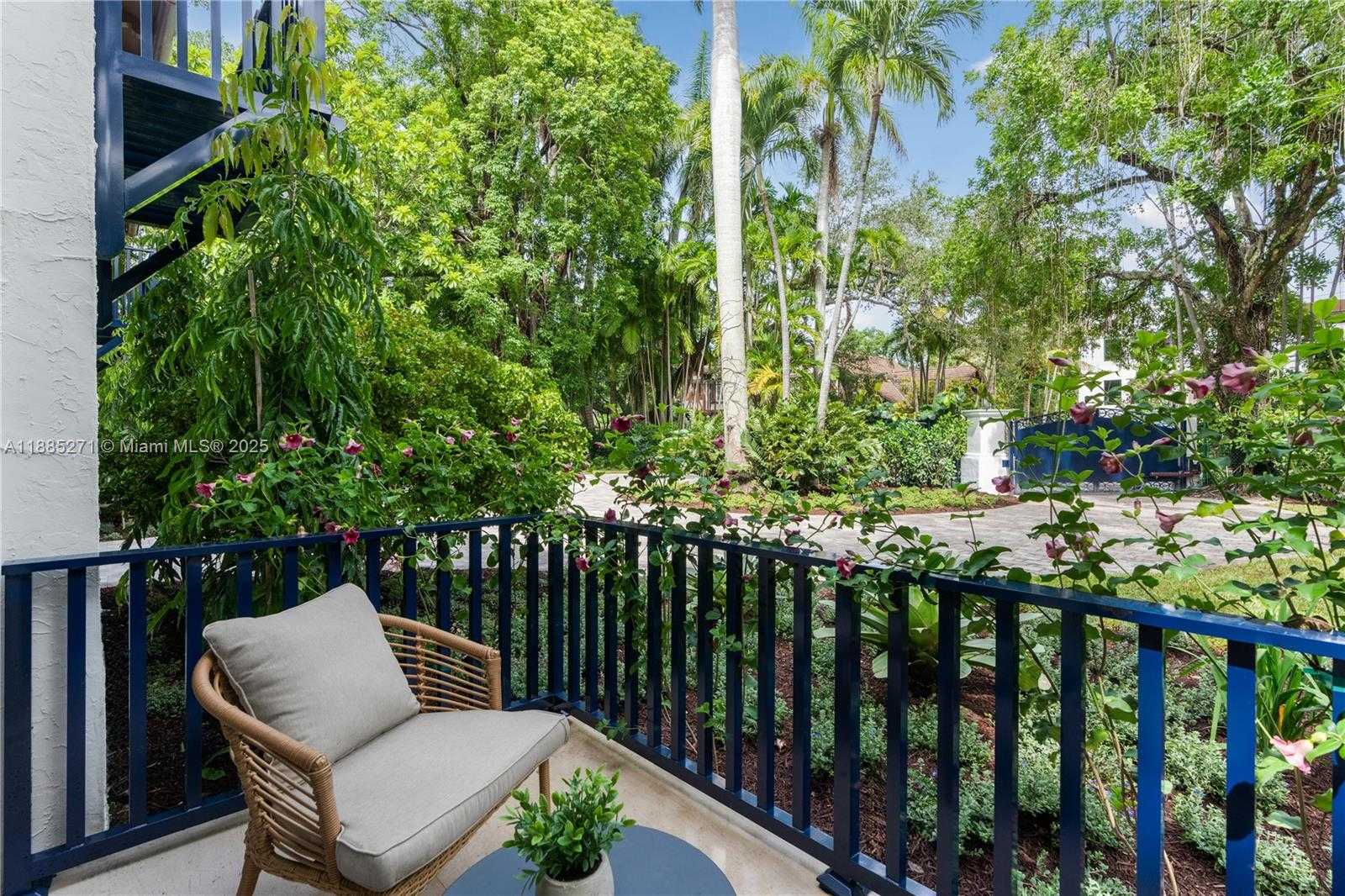 Small Image of 3700 HIBISCUS ST, Miami Number 19
