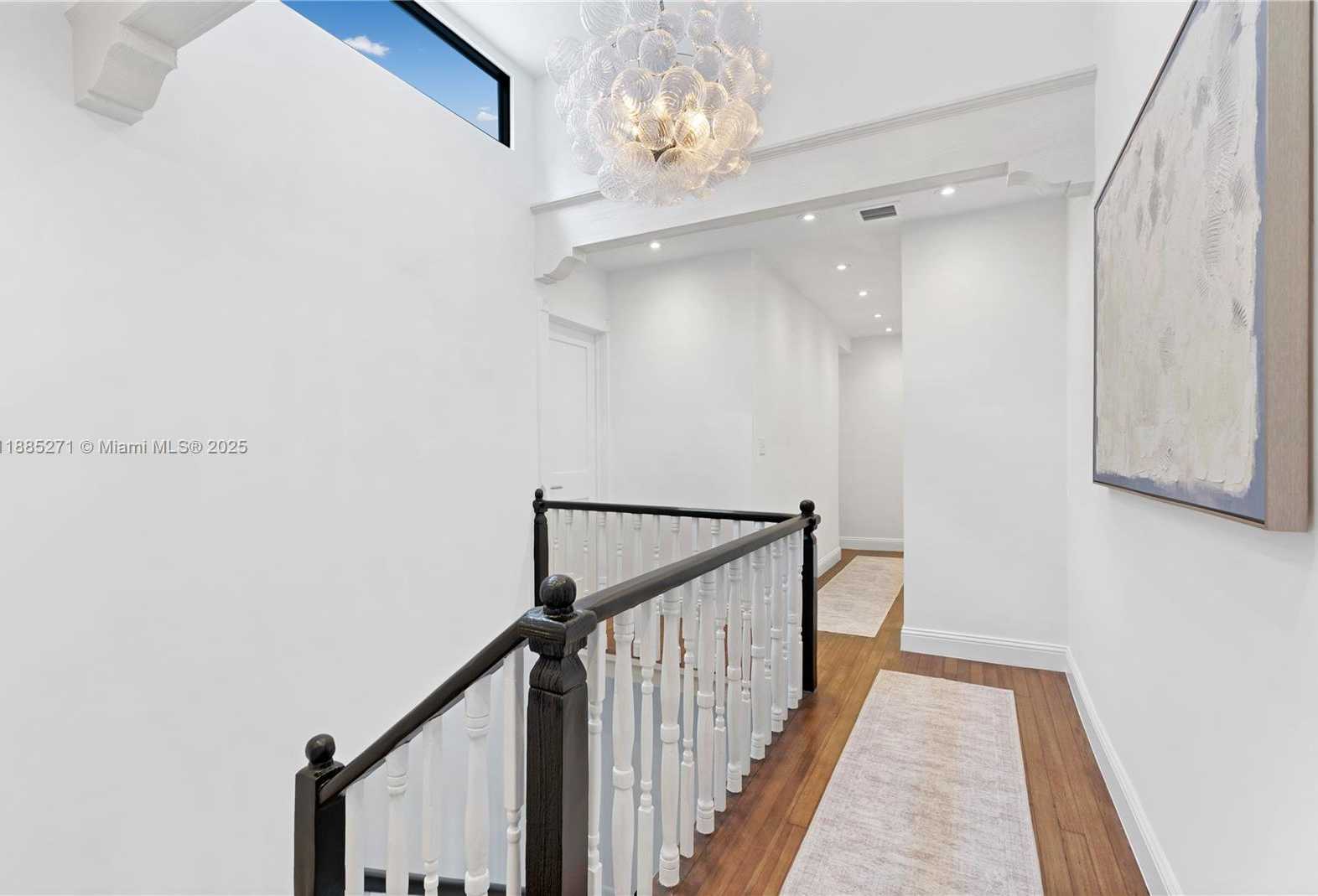 Small Image of 3700 HIBISCUS ST, Miami Number 22