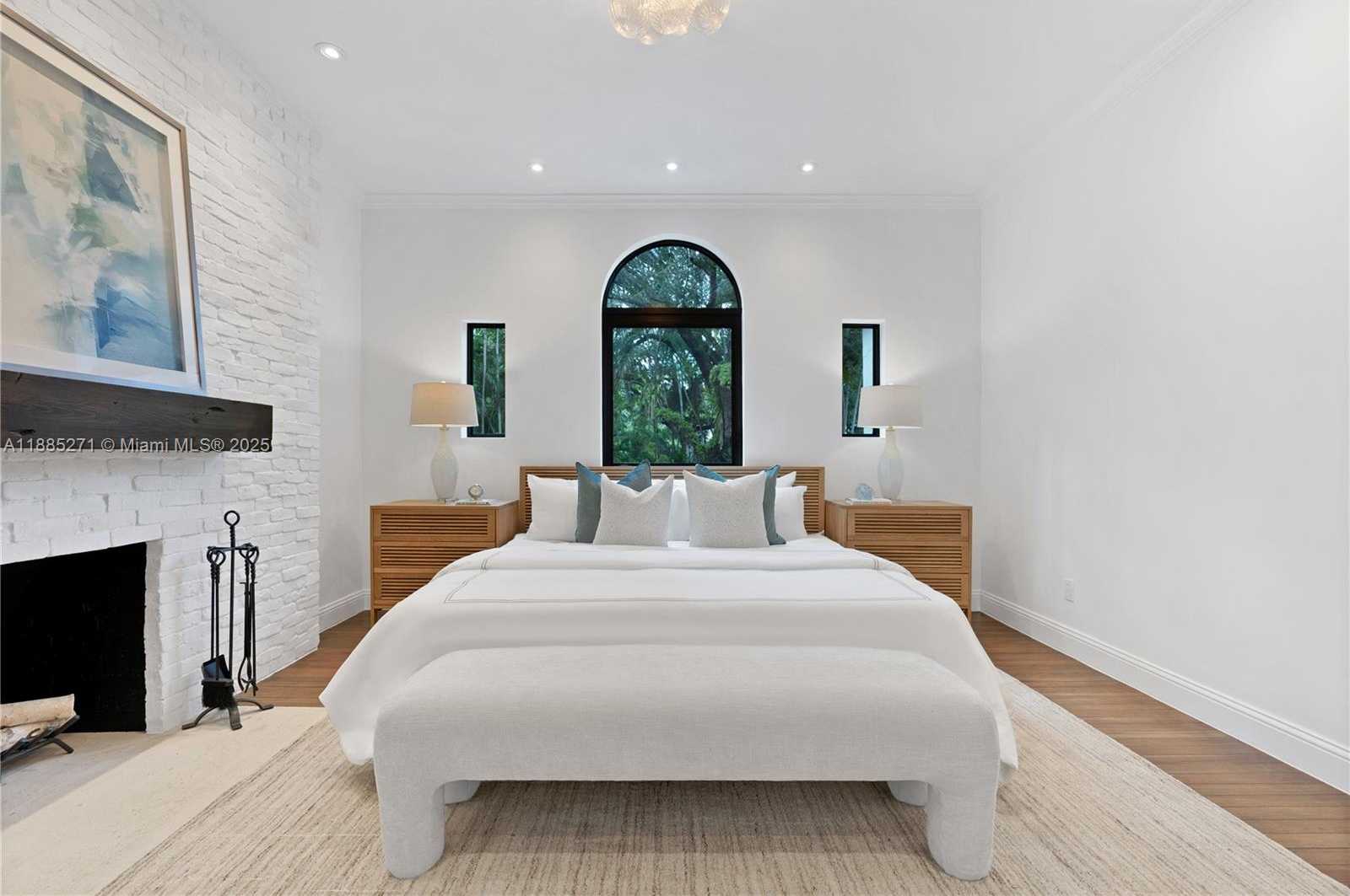 Small Image of 3700 HIBISCUS ST, Miami Number 24