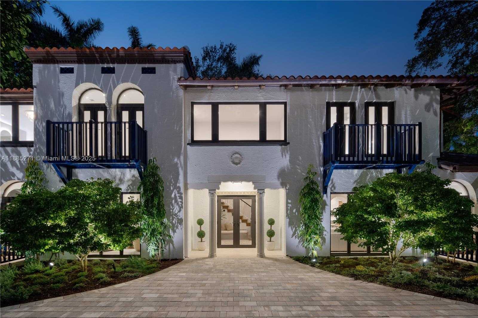 Small Image of 3700 HIBISCUS ST, Miami Number 3