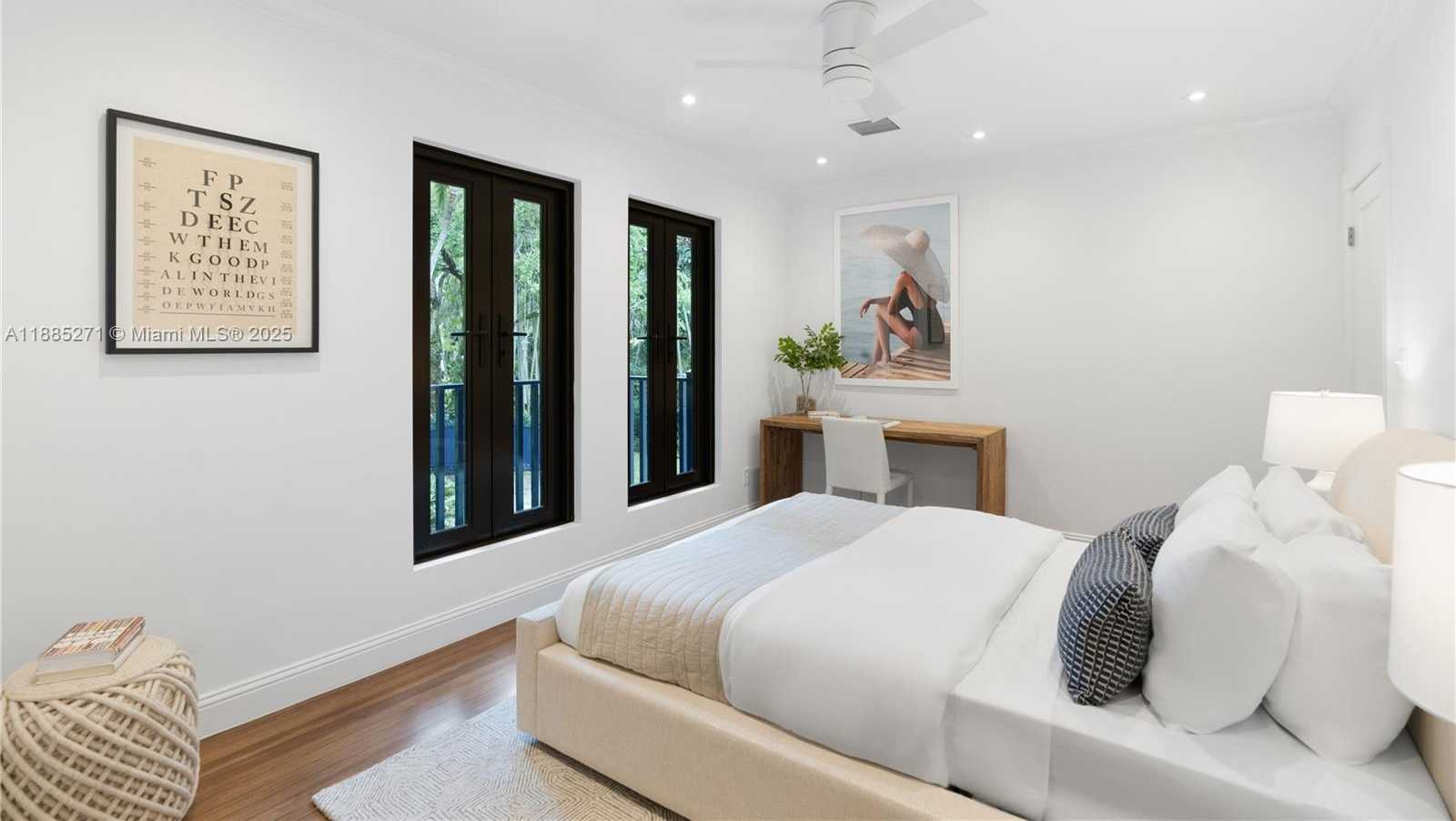 Small Image of 3700 HIBISCUS ST, Miami Number 31