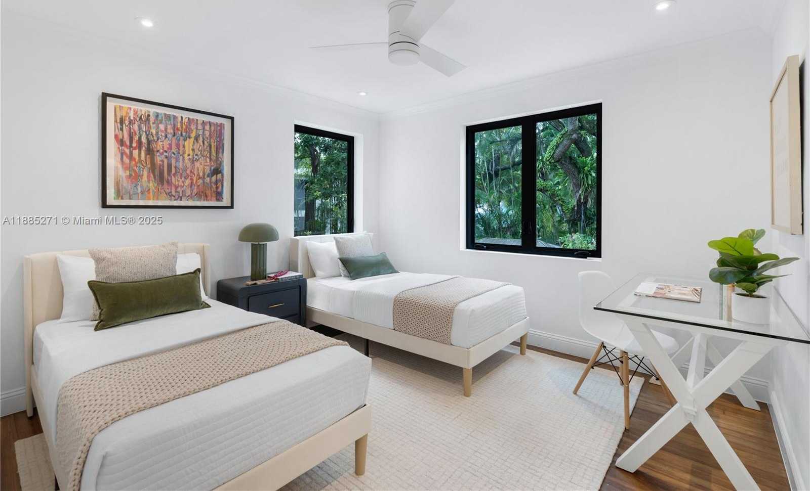 Small Image of 3700 HIBISCUS ST, Miami Number 33