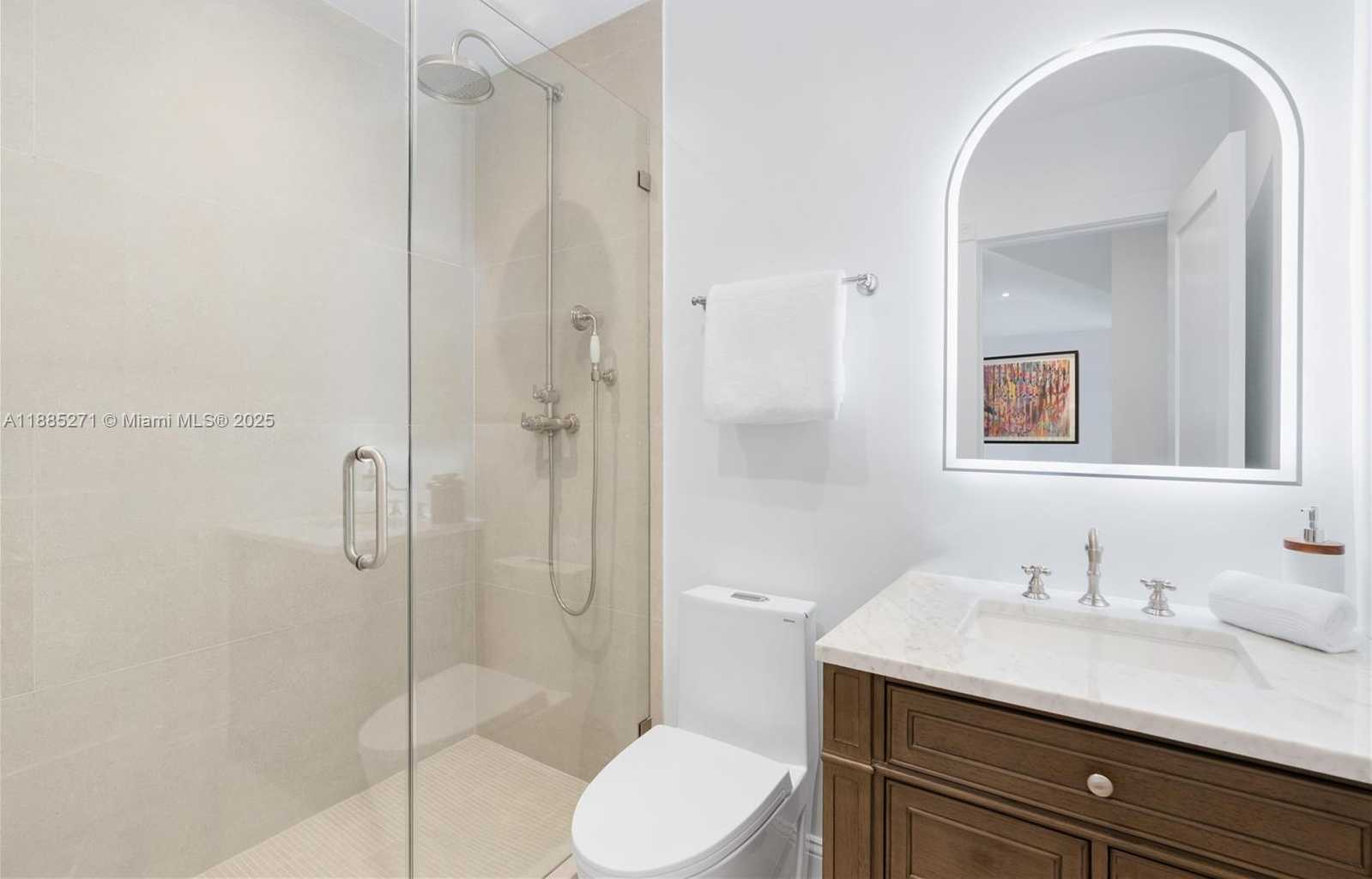 Small Image of 3700 HIBISCUS ST, Miami Number 34