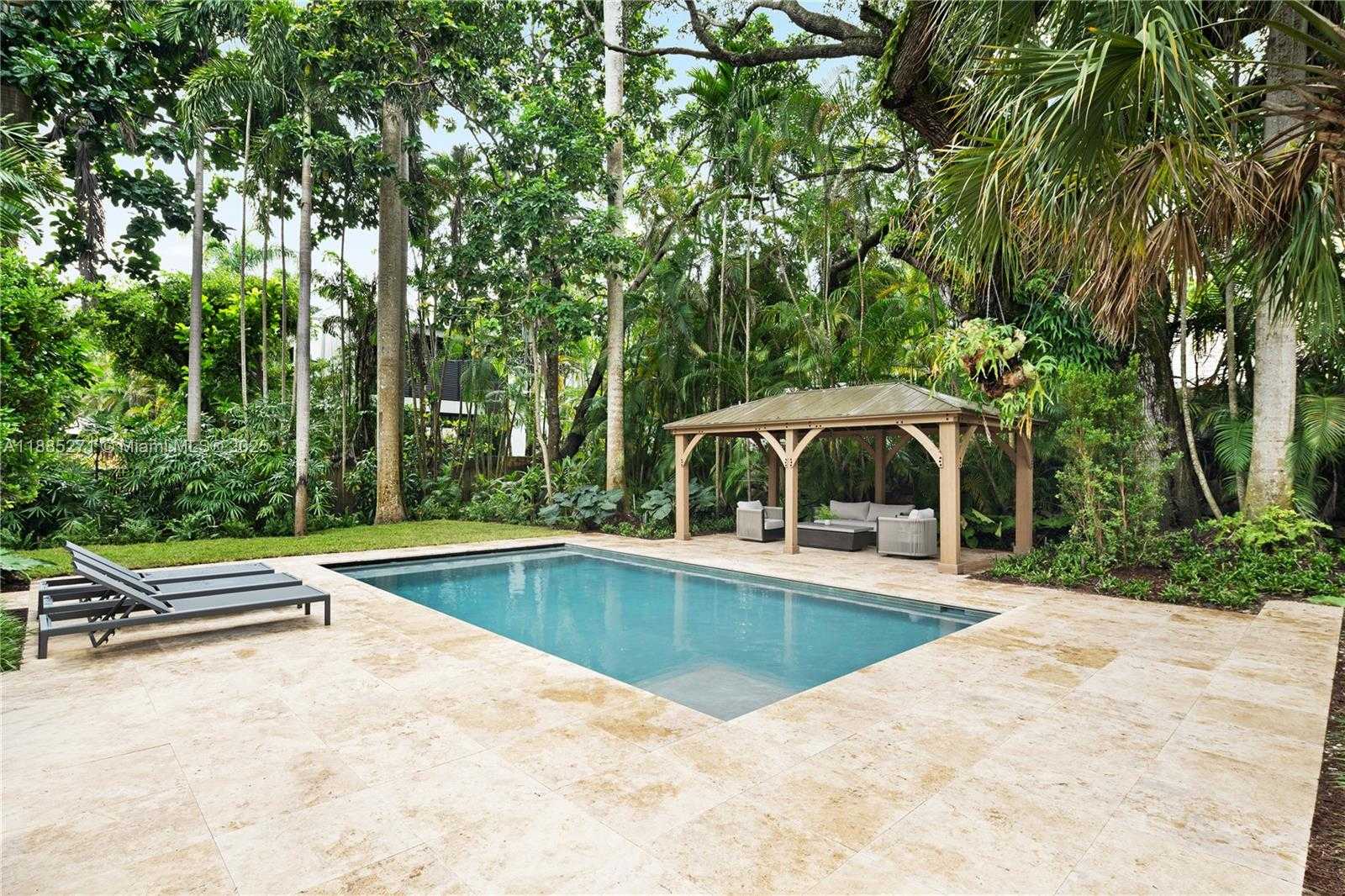 Small Image of 3700 HIBISCUS ST, Miami Number 45