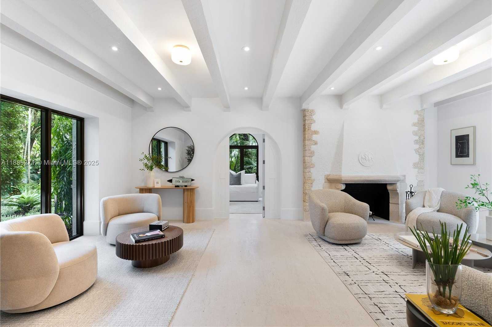 Small Image of 3700 HIBISCUS ST, Miami Number 5