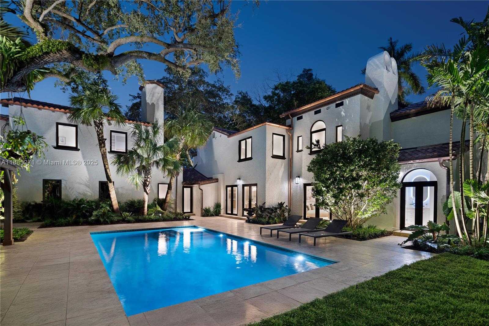 Small Image of 3700 HIBISCUS ST, Miami Number 52