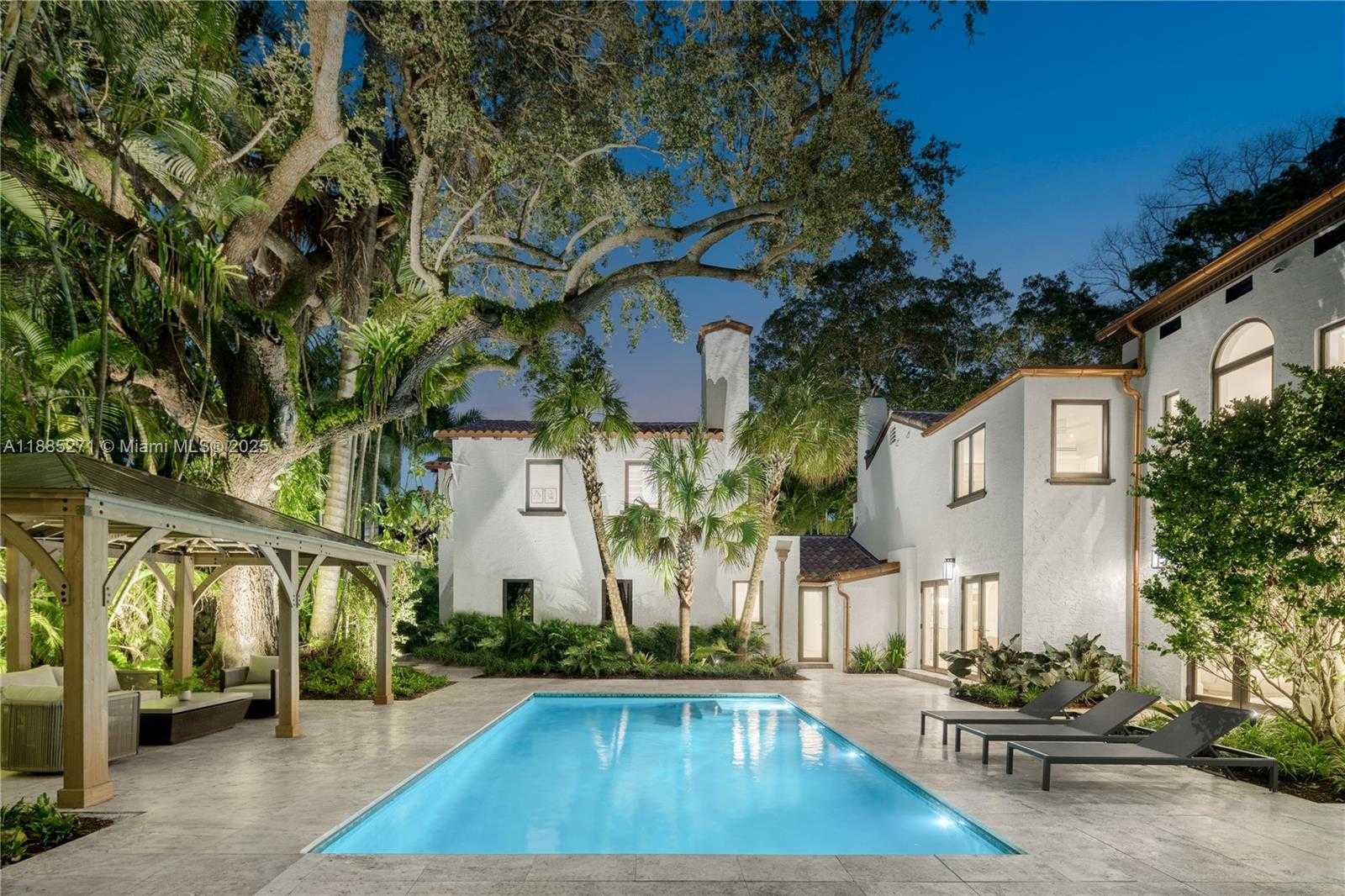 Small Image of 3700 HIBISCUS ST, Miami Number 53