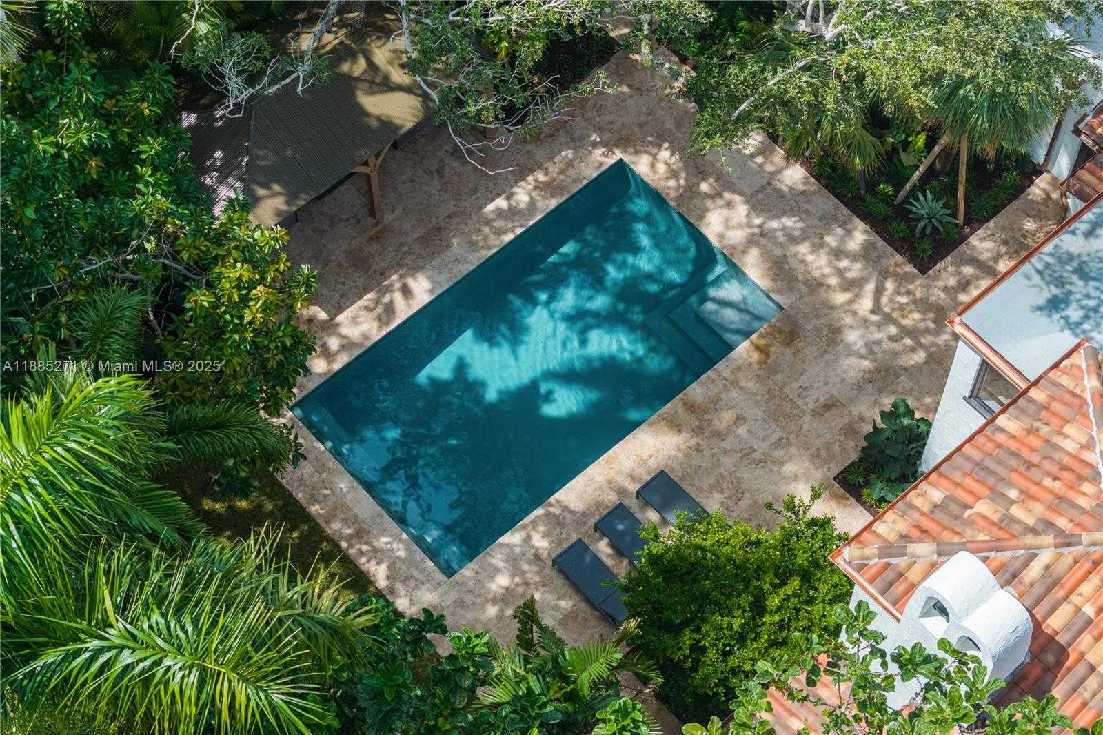 Small Image of 3700 HIBISCUS ST, Miami Number 58