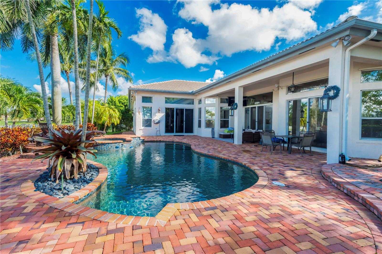 Small Image of 4166 SOUTH WEST 190TH AVE, Miramar Number 4