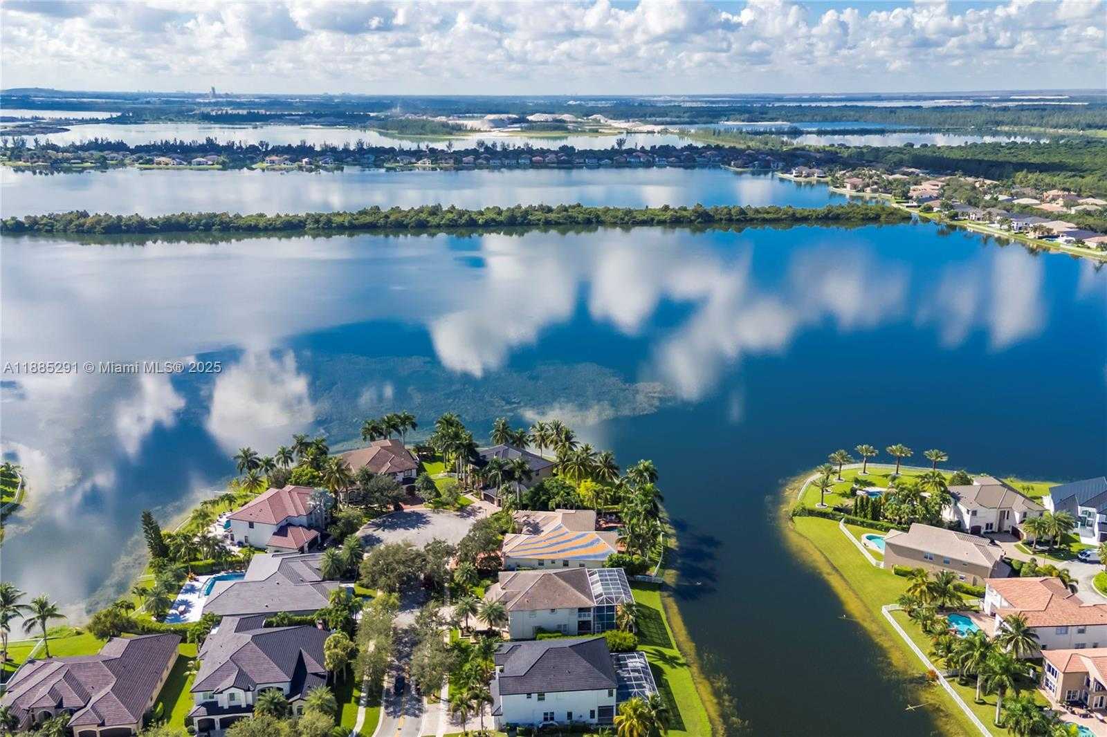 Small Image of 4166 SOUTH WEST 190TH AVE, Miramar Number 57