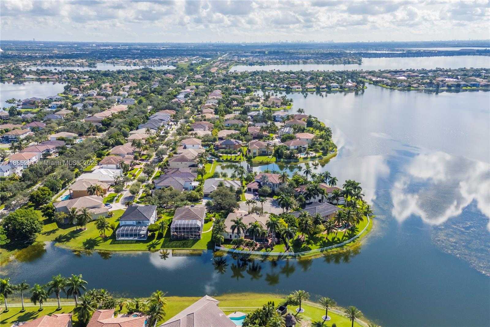 Small Image of 4166 SOUTH WEST 190TH AVE, Miramar Number 60