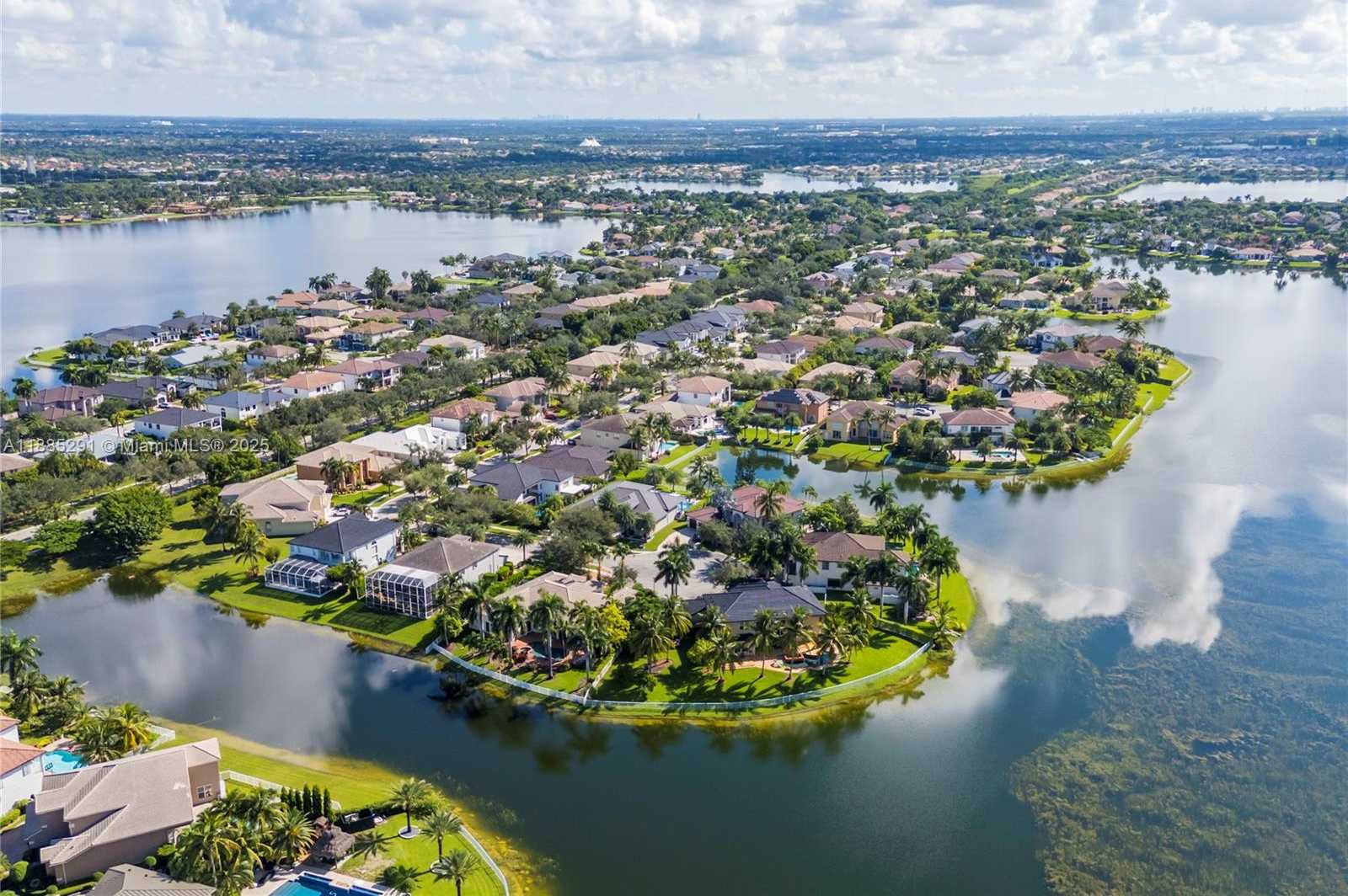 Small Image of 4166 SOUTH WEST 190TH AVE, Miramar Number 61