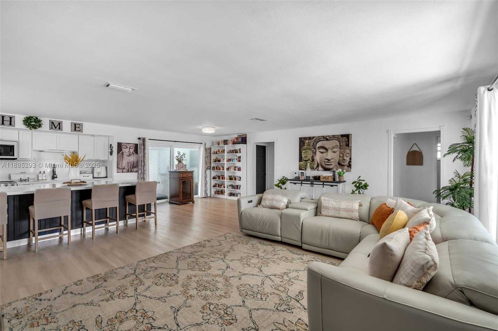 Small Image of 7311 BILTMORE BLVD, Miramar Number 10