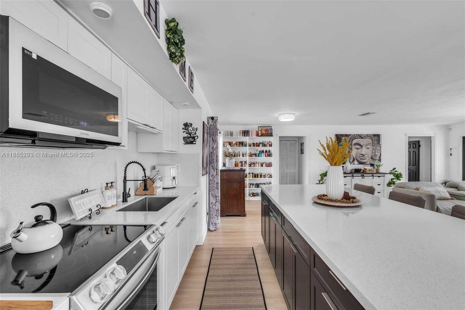 Small Image of 7311 BILTMORE BLVD, Miramar Number 11