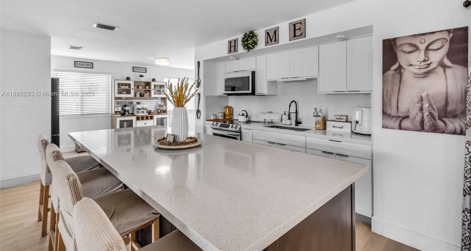 Small Image of 7311 BILTMORE BLVD, Miramar Number 2