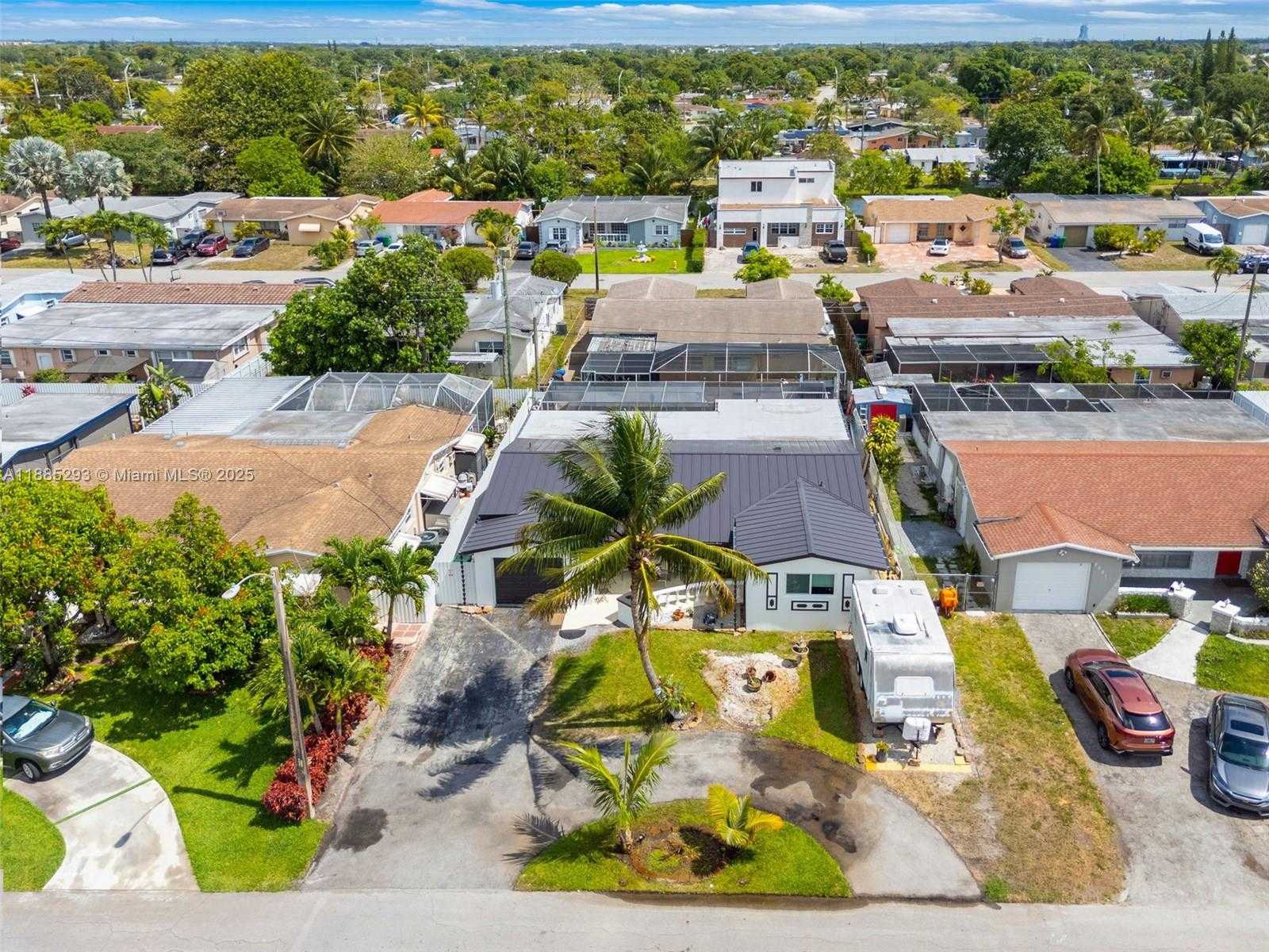 Small Image of 7311 BILTMORE BLVD, Miramar Number 26