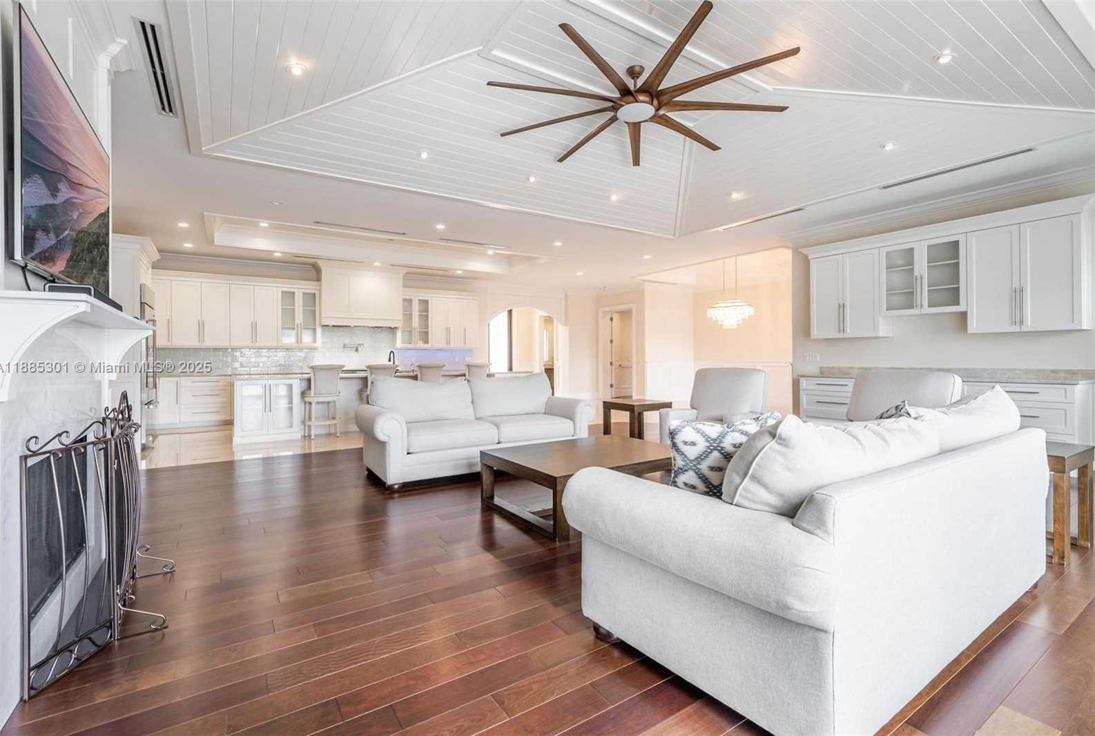 Small Image of 2381 NORTH EAST 24TH ST, Lighthouse Point Number 10